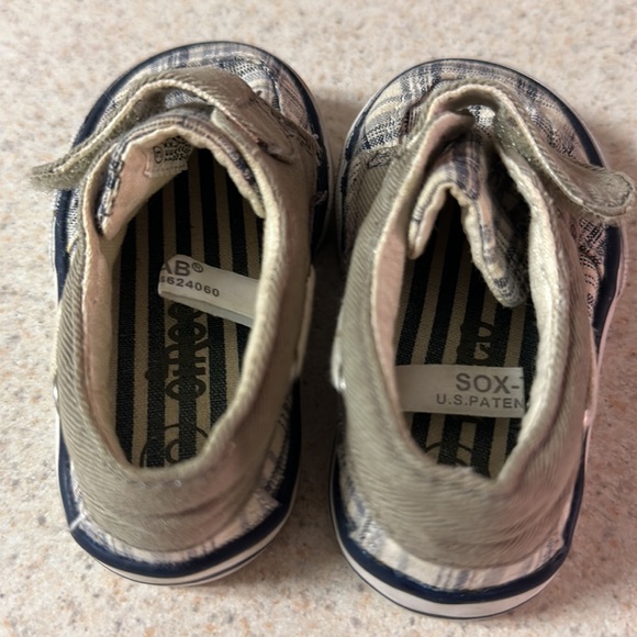 Circo slip on sneakers - Picture 3 of 5